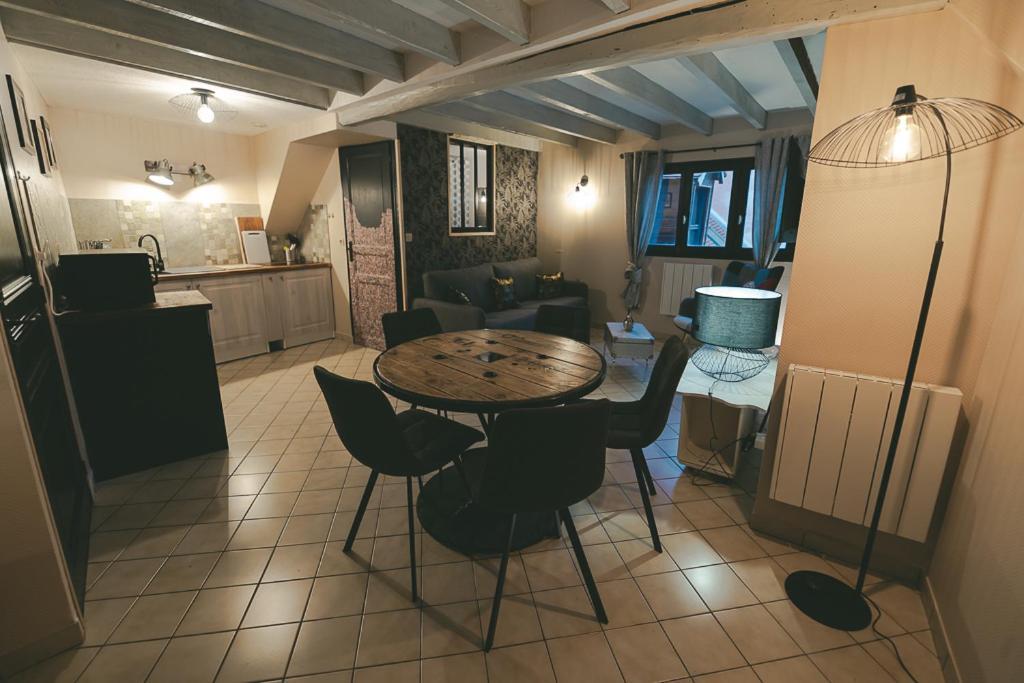 Appart Centre Historique Chez Rene Wifi Troyes Buitenkant foto